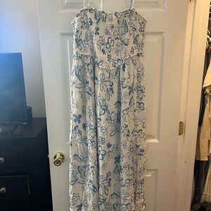 American Eagle Outfitters Blue and White Floral Maxi Dress